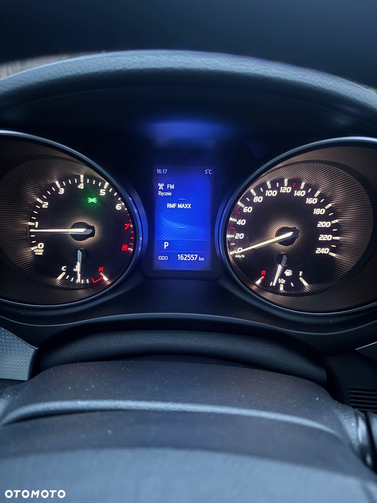 Toyota Avensis Touring Sports 1.8 Multidrive S Comfort - 29