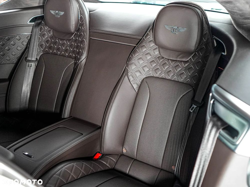Bentley Continental GT Speed - 33