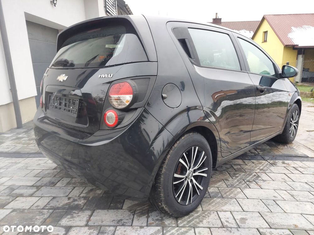 Chevrolet Aveo 1.4 LT - 4