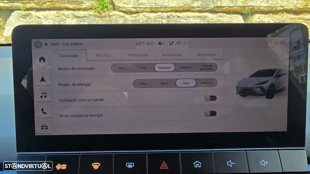 MG MG4 64 kWh Luxury - 26