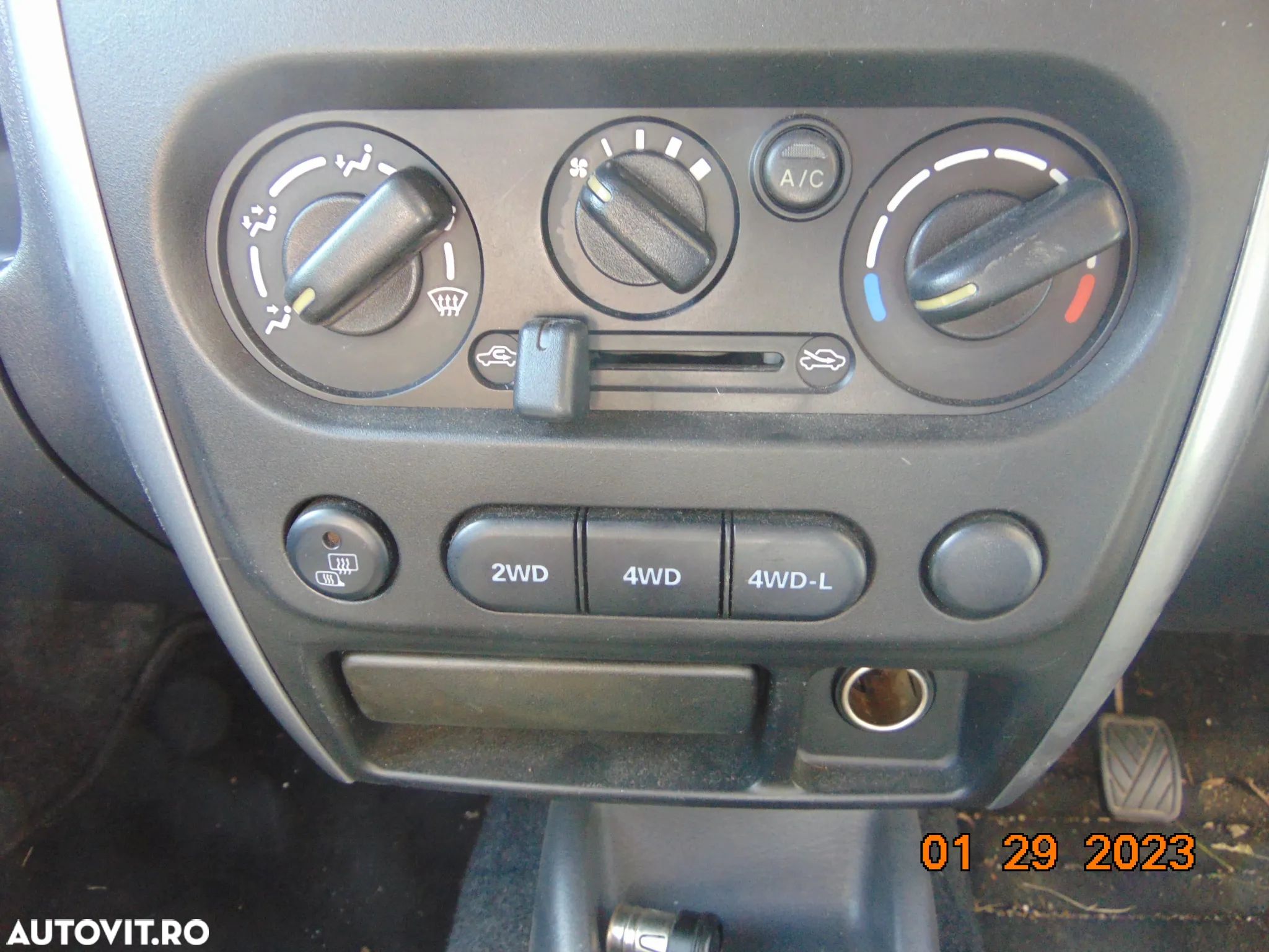 Comenzi ac Suzuki Jimny comenzi clima caldura aer suzuki jimny dezmembrez - 1