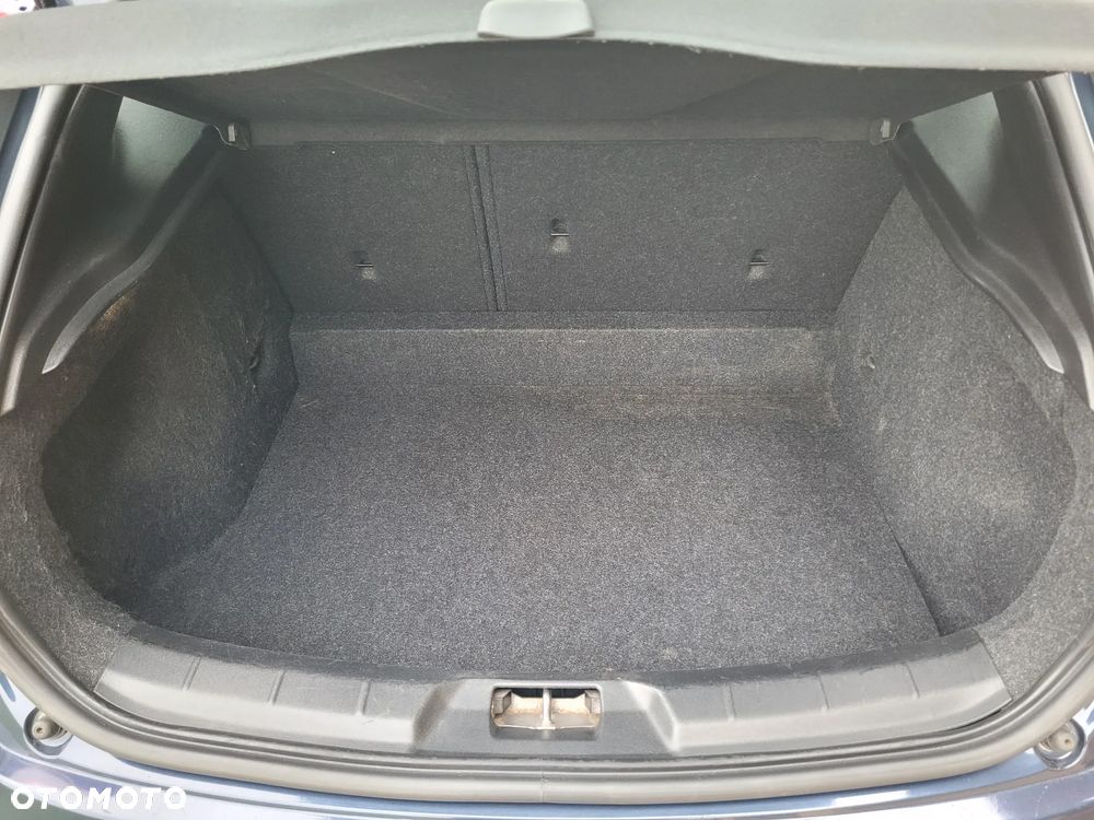 Volvo V40 D2 You - 15