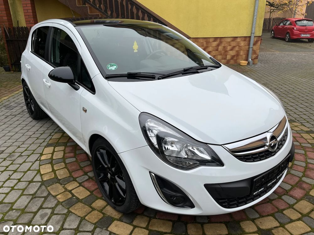 Opel Corsa 1.4 16V Cosmo - 1