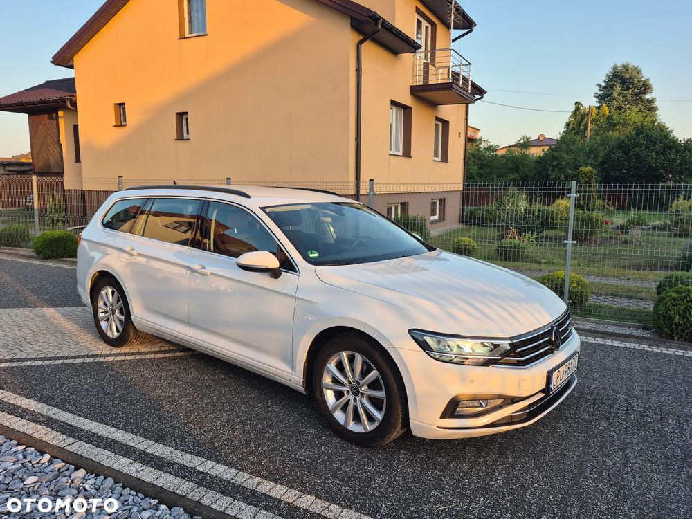 Volkswagen Passat 2.0 TDI SCR Comfortline DSG - 3