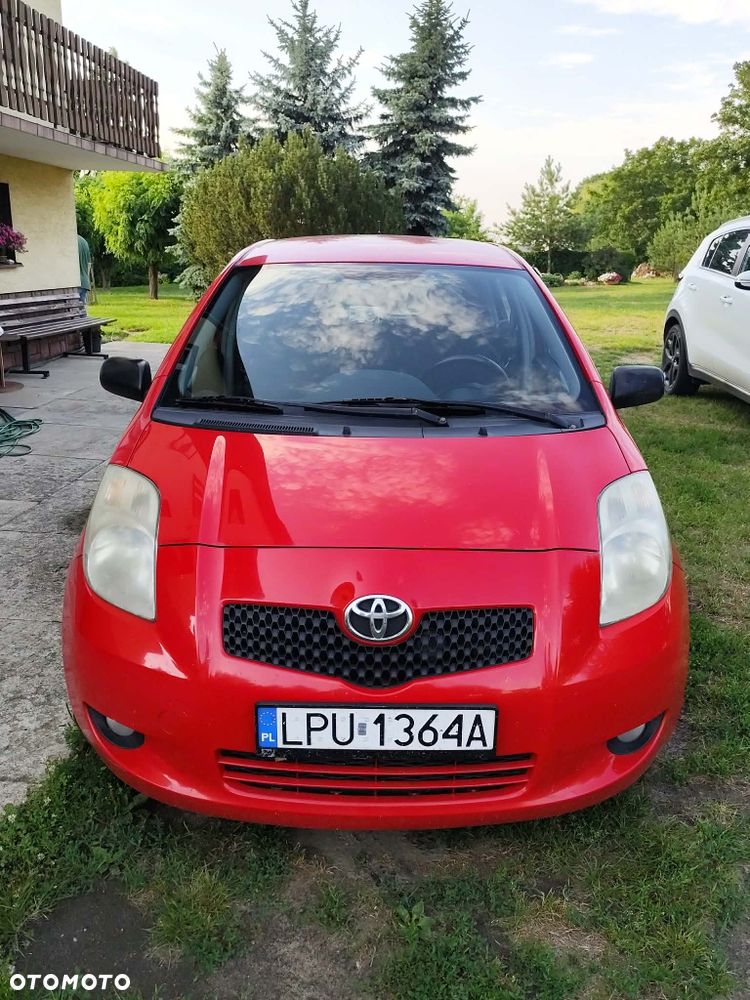 Toyota Yaris - 2