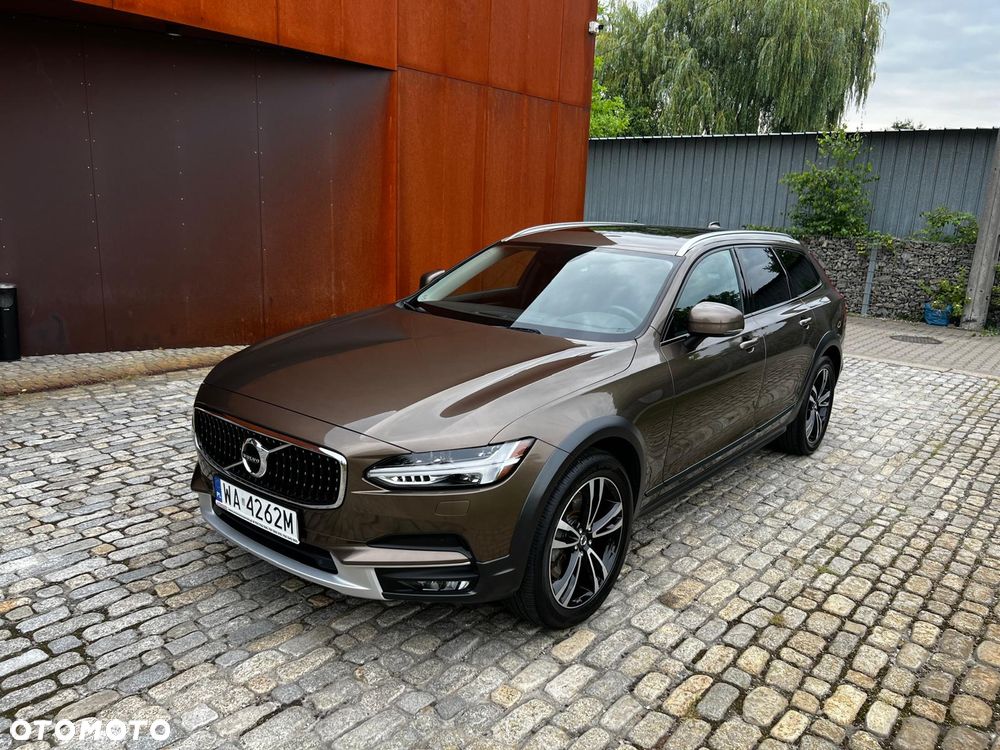 Volvo V90 Cross Country T5 AWD - 1