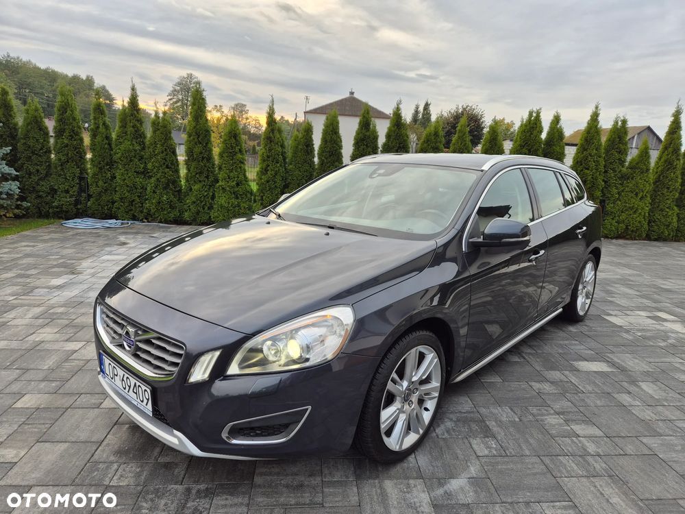 Volvo V60 T4 Summum - 25