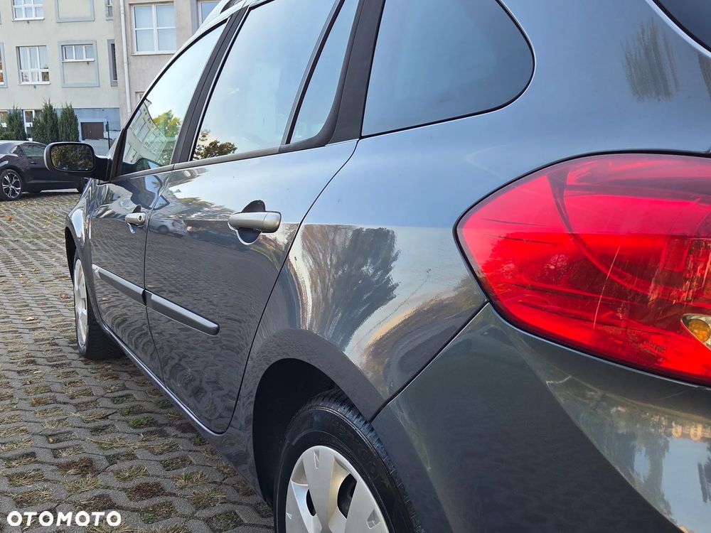 Renault Clio - 15