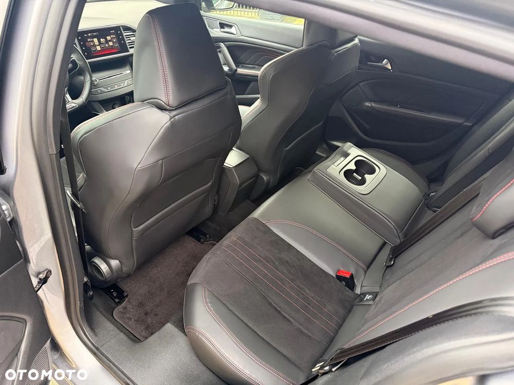 Peugeot 308 GTi by Sport - 7