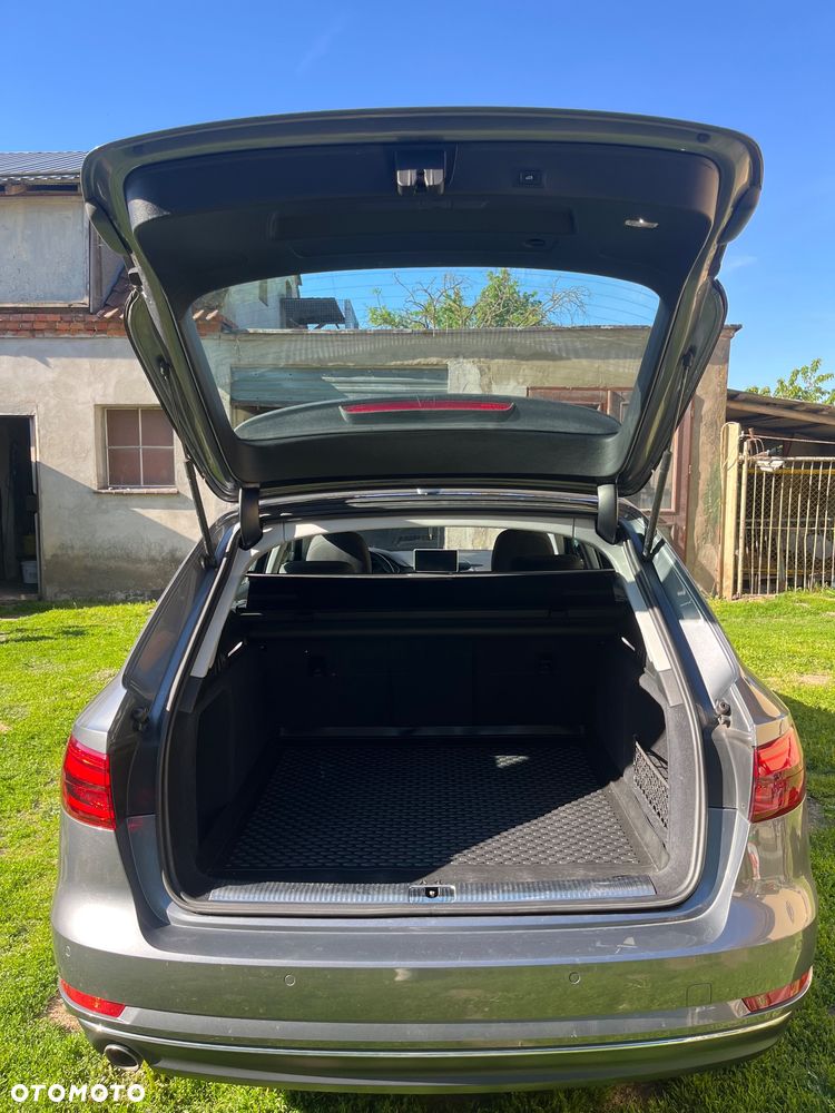 Audi A4 Avant 2.0 TDI S tronic - 13