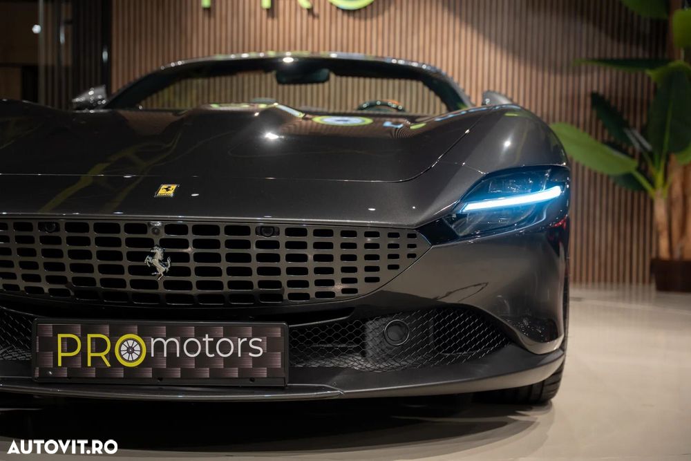 Ferrari Roma - 10