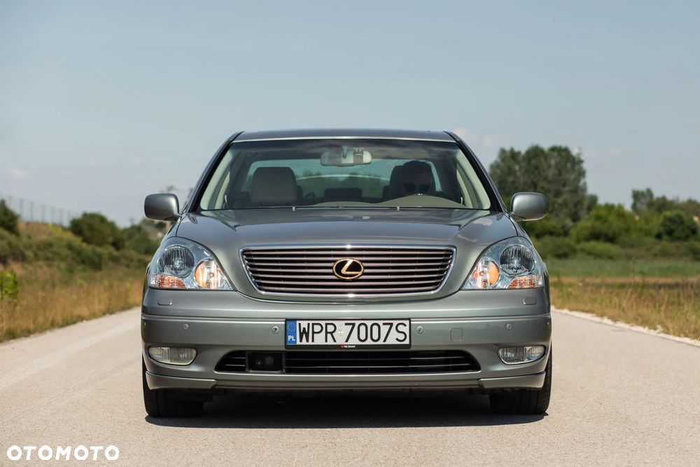 Lexus LS Prezydent - 9