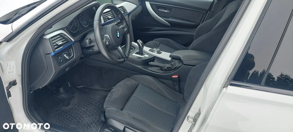 BMW Seria 3 325d Sport-Aut - 6