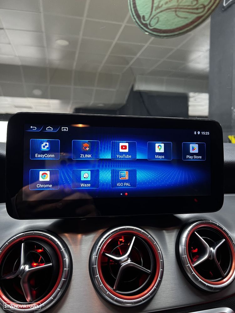 Mercedes-Benz CLA 180 AMG Line - 20