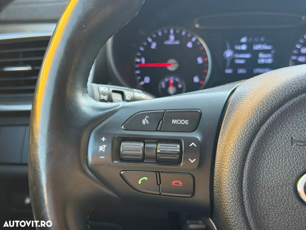 Kia Sorento - 16