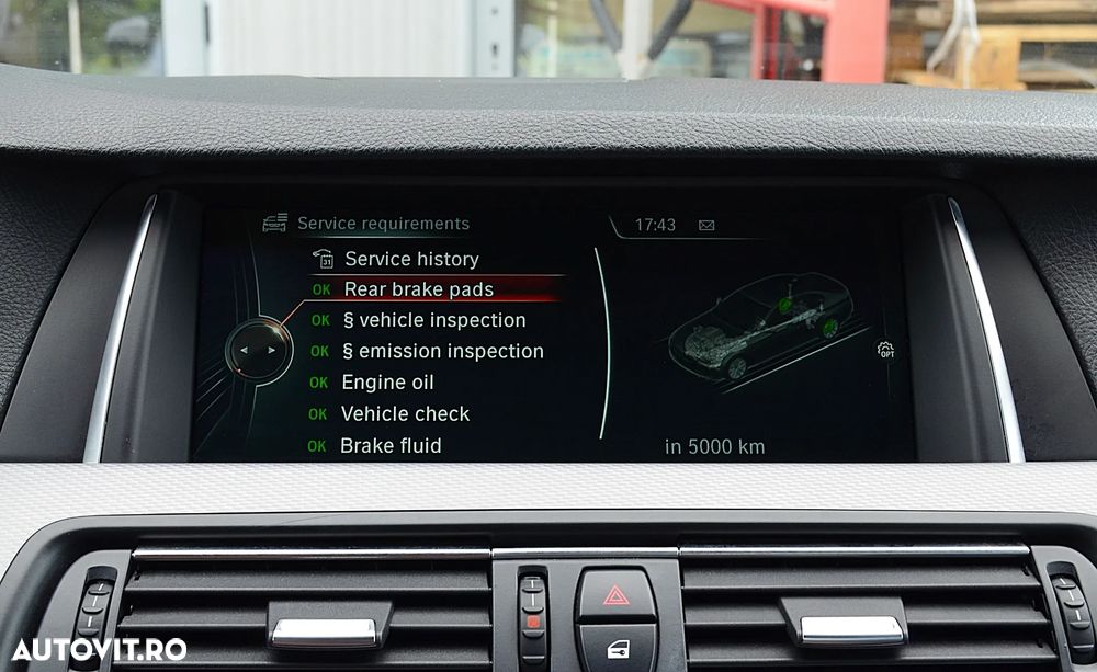 BMW Seria 5 520d xDrive Aut. - 31