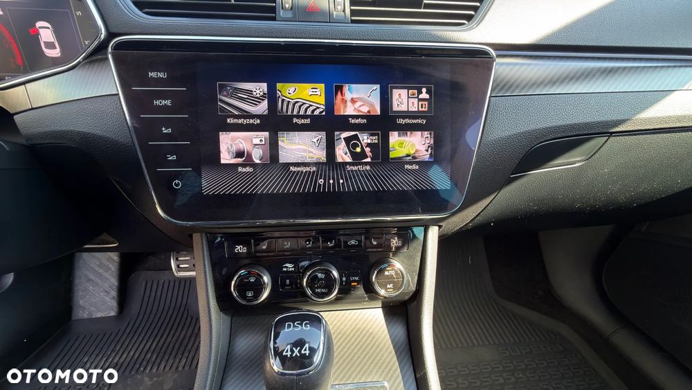 Skoda Superb 2.0 TDI SCR 4x4 Sportline DSG - 18