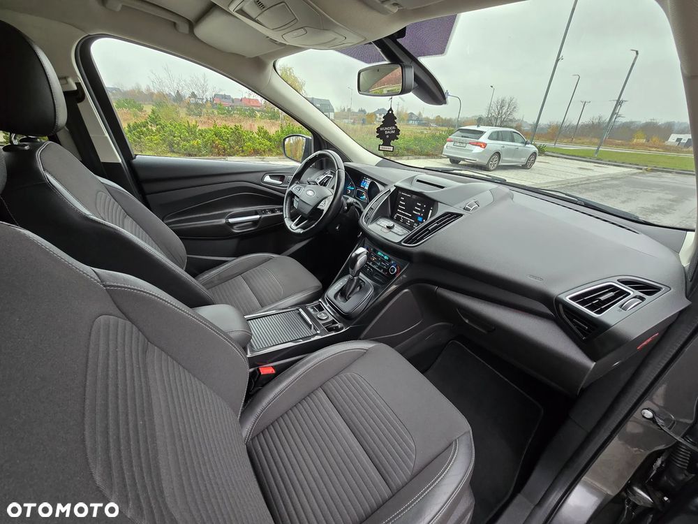Ford Kuga 2.0 TDCi 4x4 Titanium - 18