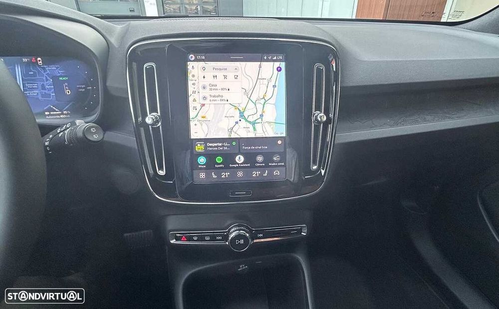 Volvo EX 40 — fotografia 15