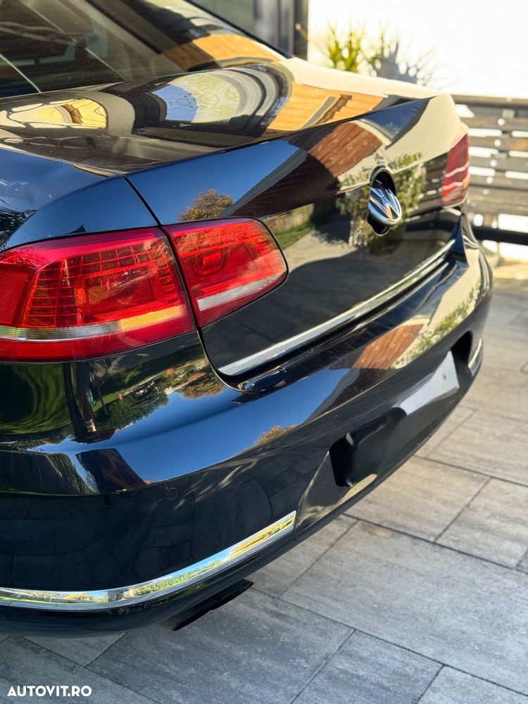 Volkswagen Passat Variant 2.0 TSI Exclusive - 7