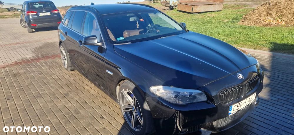 BMW Seria 5 525d - 8
