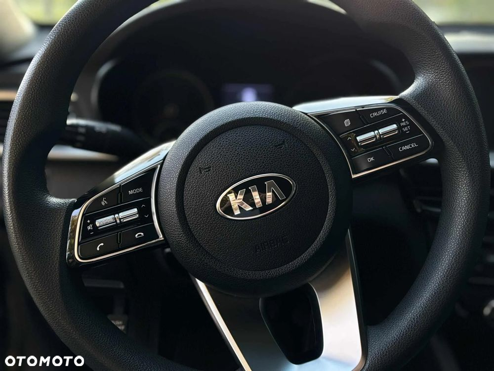 Kia Optima - 22