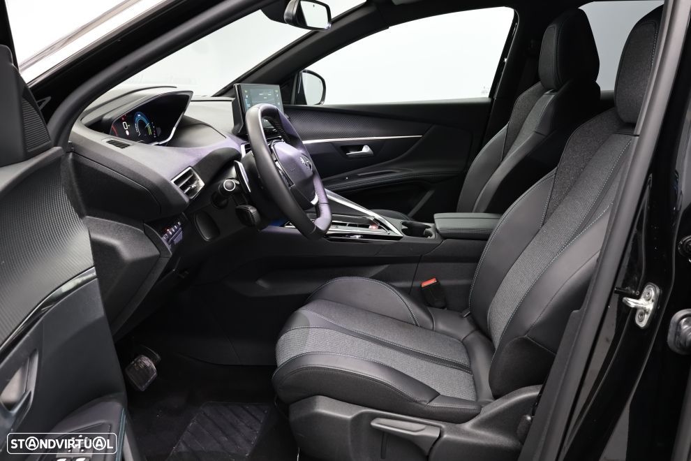 Peugeot 3008 1.6 Hybrid Allure Pack e-EAT8 - 24