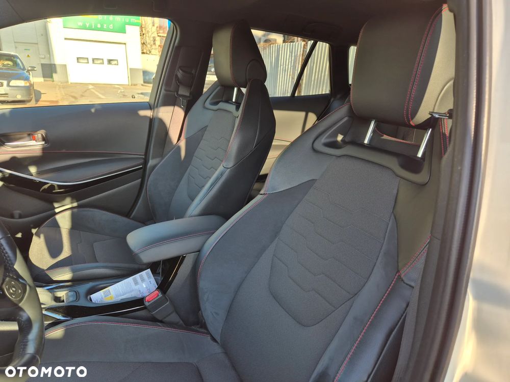 Toyota Corolla 2.0 Hybrid Executive - 3