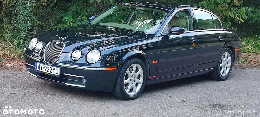 Jaguar S-Type - 9