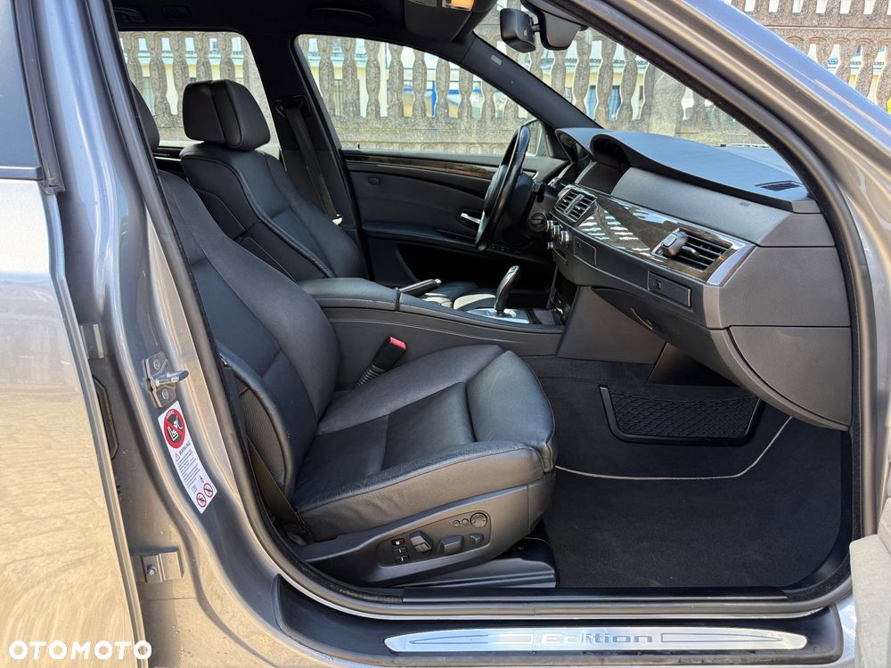 BMW Seria 5 530d Edition Lifestyle - 32
