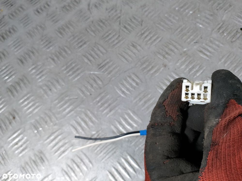 LUSTERKO PRAWE FORD MAVERICK - 2