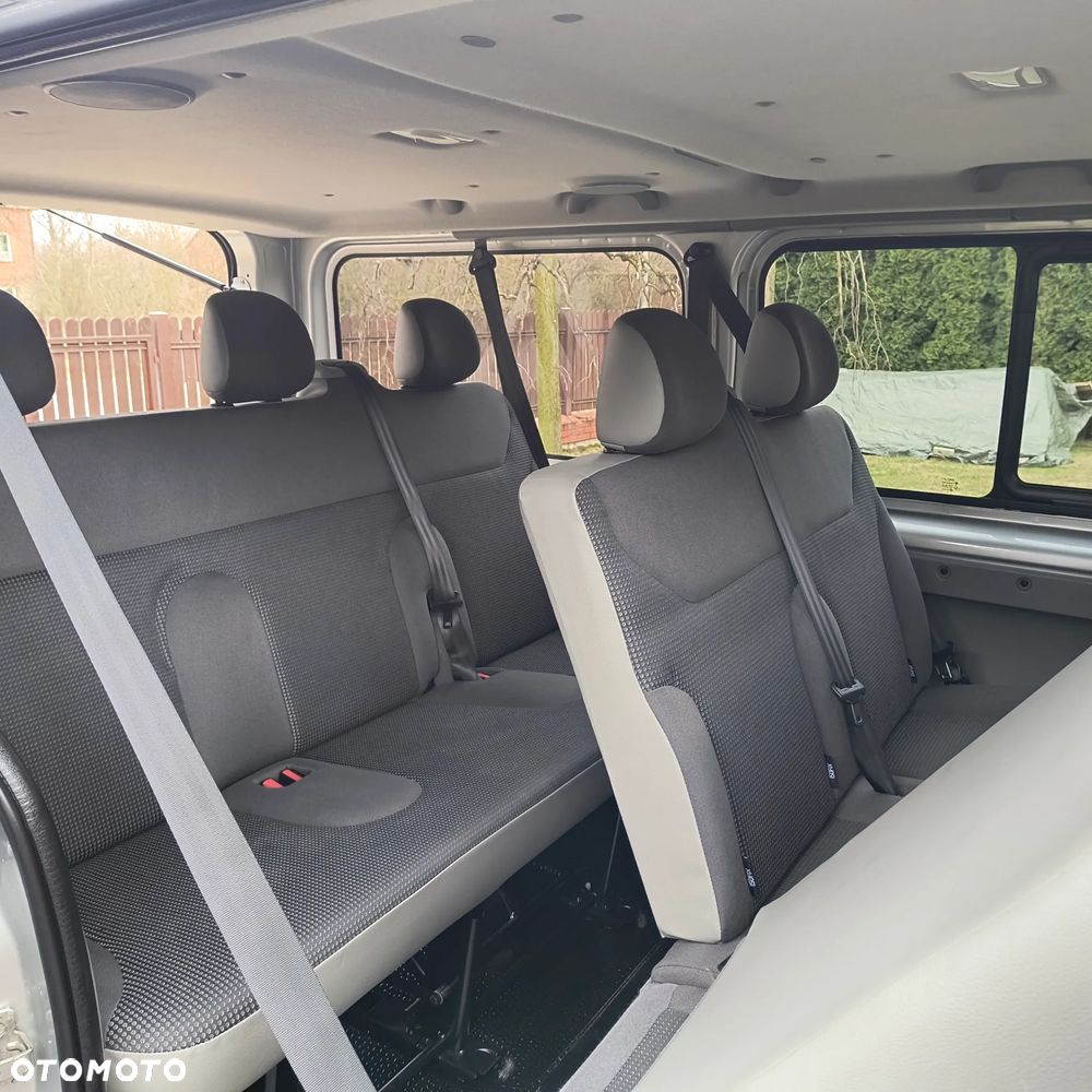 Opel Vivaro - 14