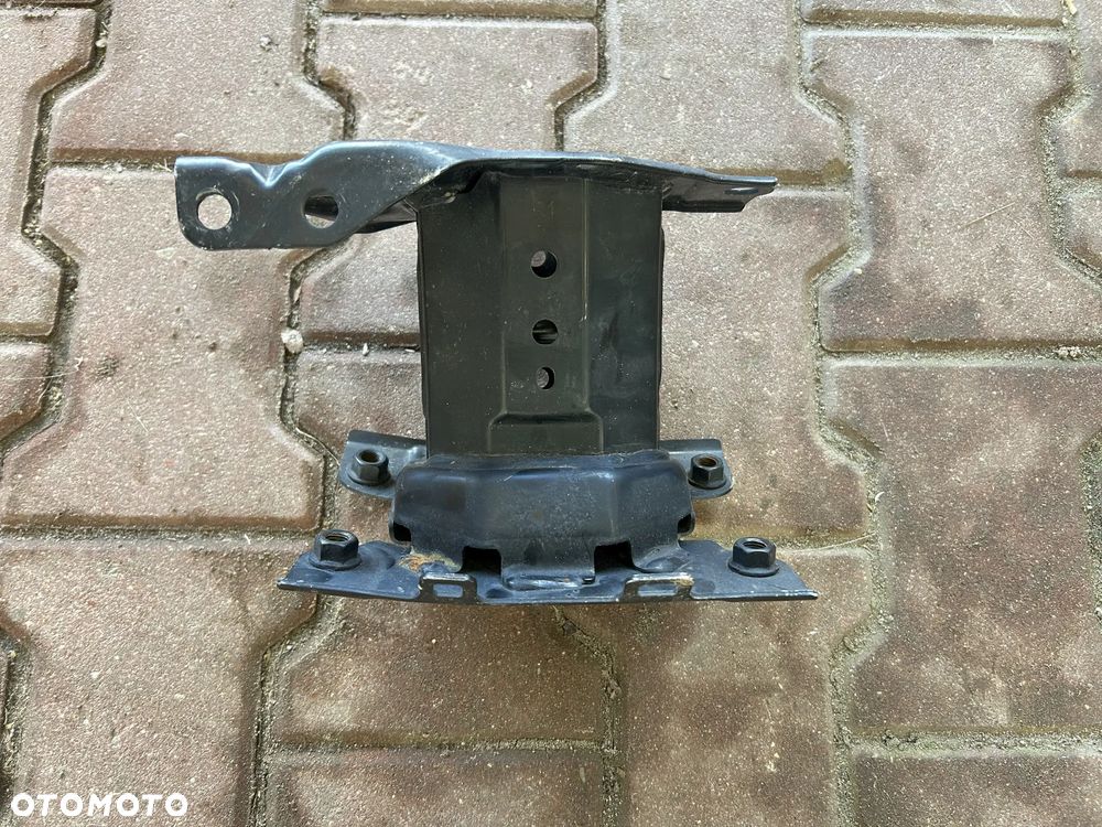 TOYOTA YARIS IV 4 2020- STREFA ZGNIOTU PRZEDNIA PODPORA PRZÓD PRAWA PRAWY KIEŁ - 1