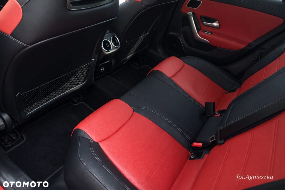 Mercedes-Benz CLA 220 d 4-Matic AMG Line 8G-DCT - 8