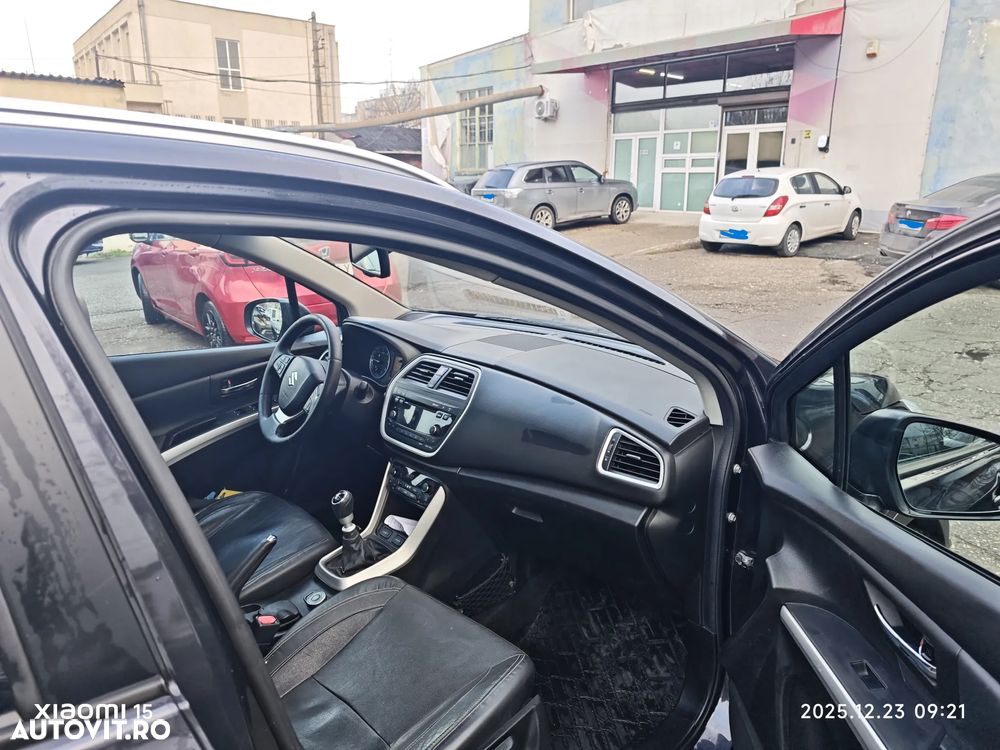 Suzuki S-Cross 1.6 DDIS Allgrip Comfort+ - 8