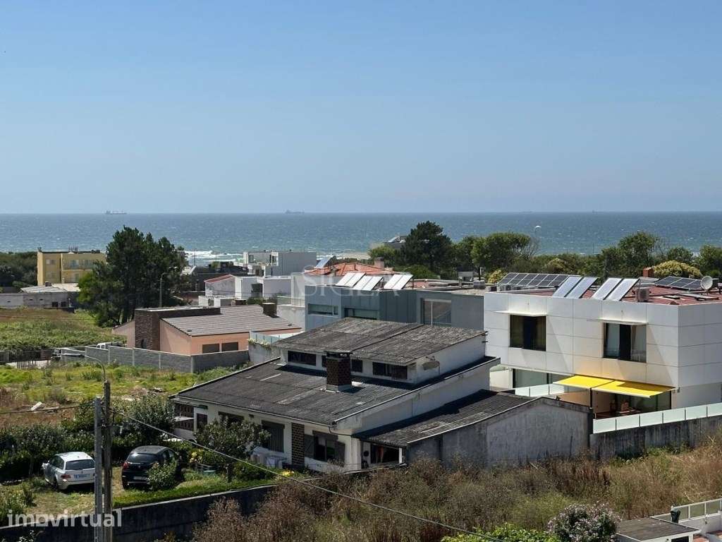 T1+1 na Praia da Madalena - Grande imagem: 5/23
