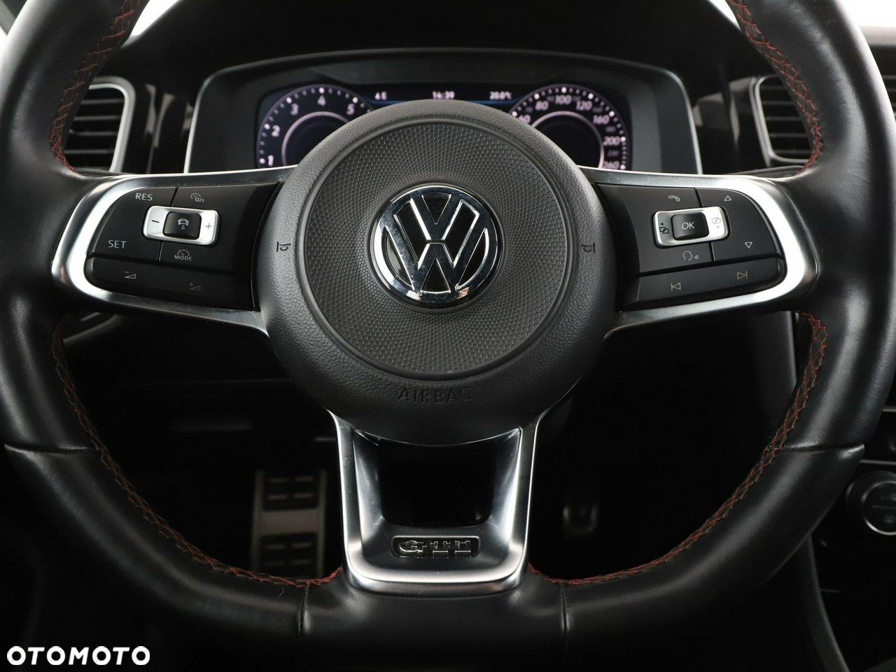 Volkswagen Golf GTI (BlueMotion Technology) Performance - 21