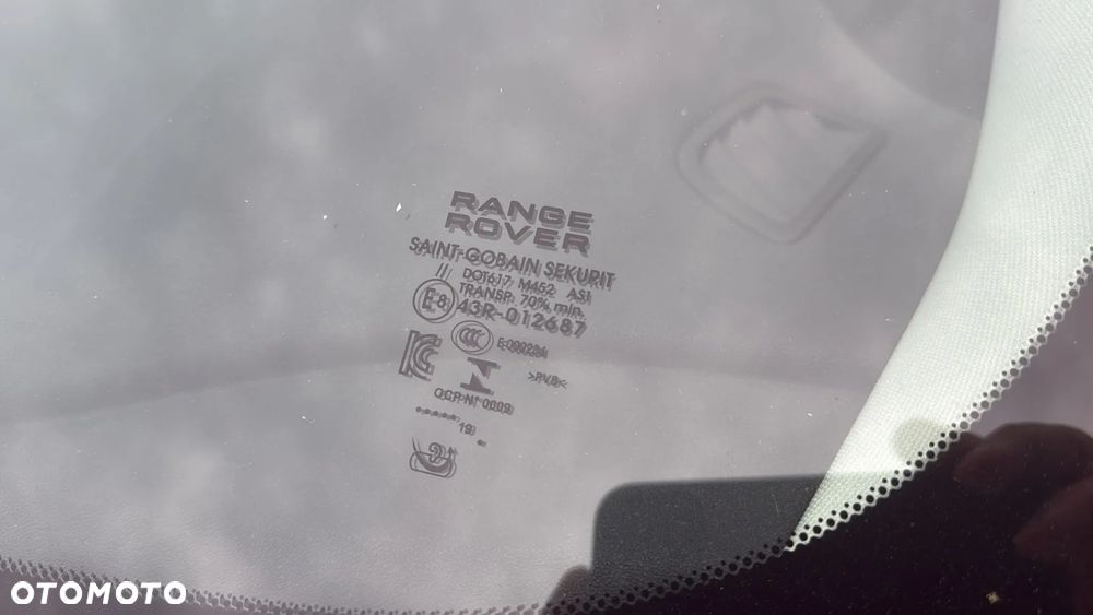 Land Rover Range Rover Evoque 2.0 D150 mHEV HSE - 17