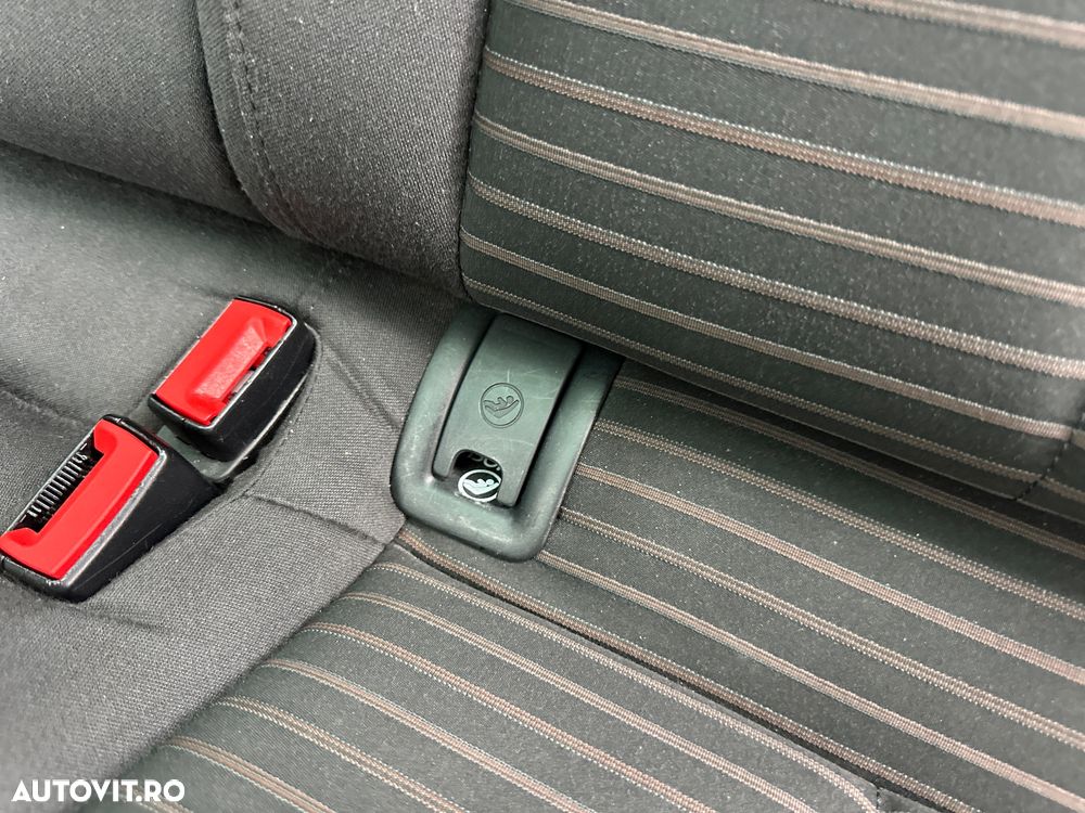 Audi A6 Avant 2.0 TDI DPF multitronic - 14