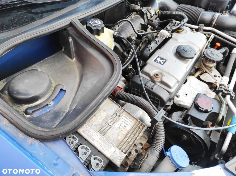 Peugeot 206 1.4 XT - 18