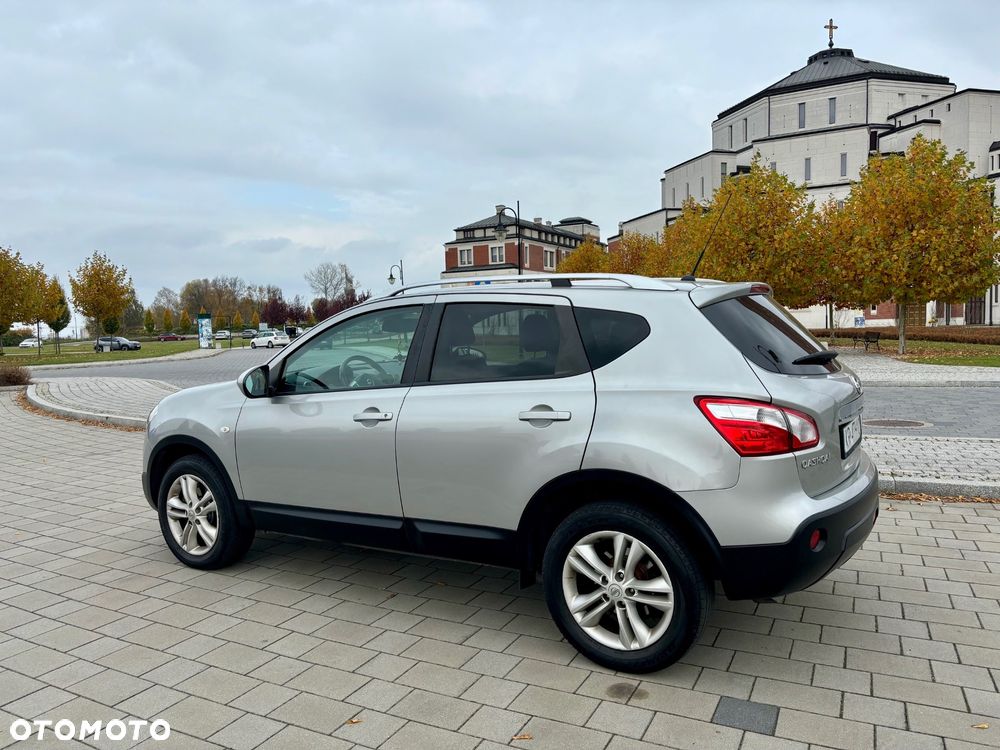 Nissan Qashqai 1.5 dCi Tekna - 4