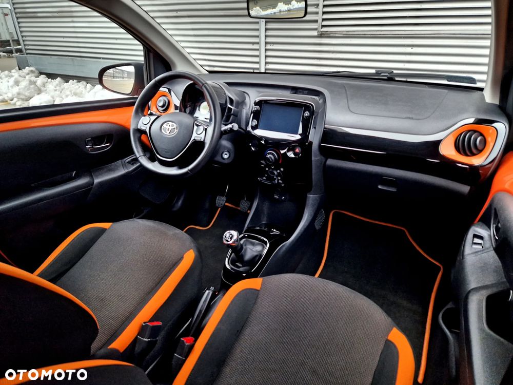 Toyota Aygo 1.0 VVT-i Color Edition - 23