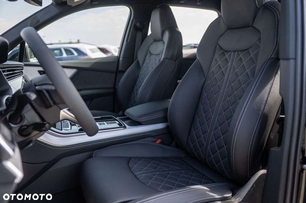 Audi Q7 - 13