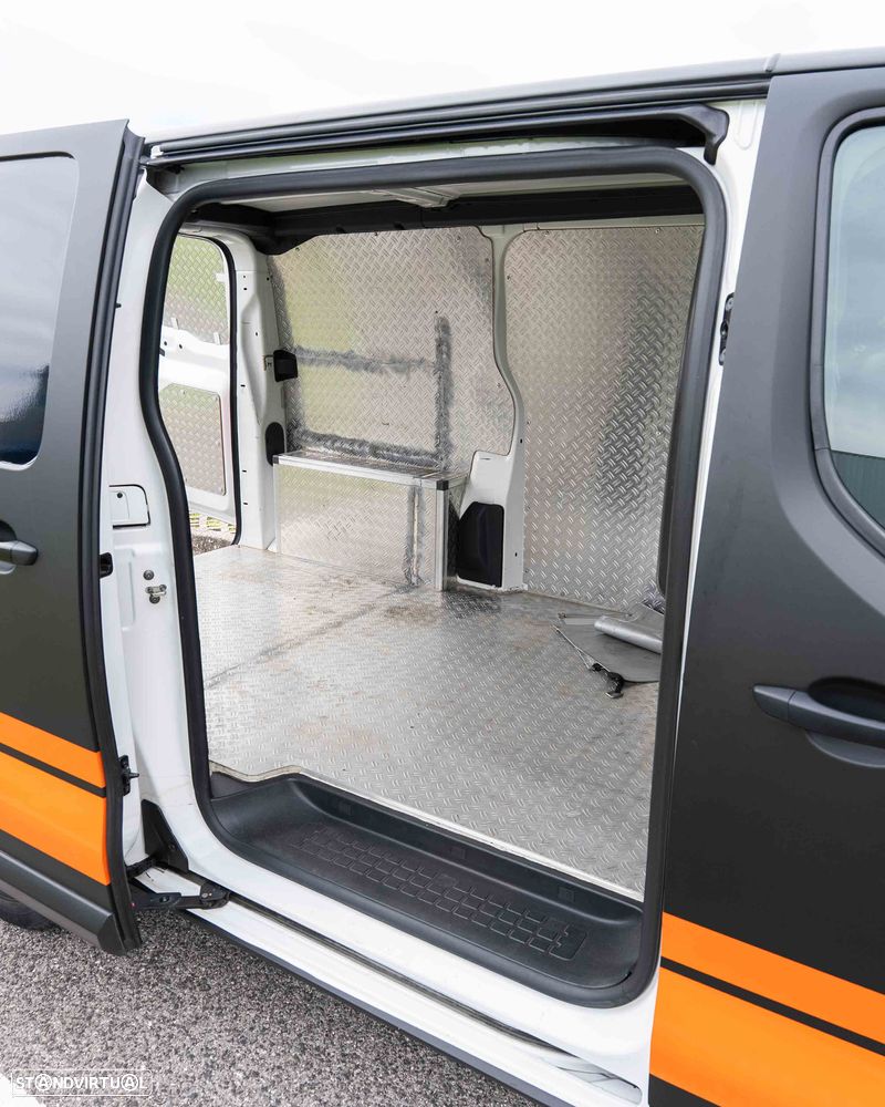 Opel Vivaro 2.0 CDTi L2H1 Essentia Inc - 28