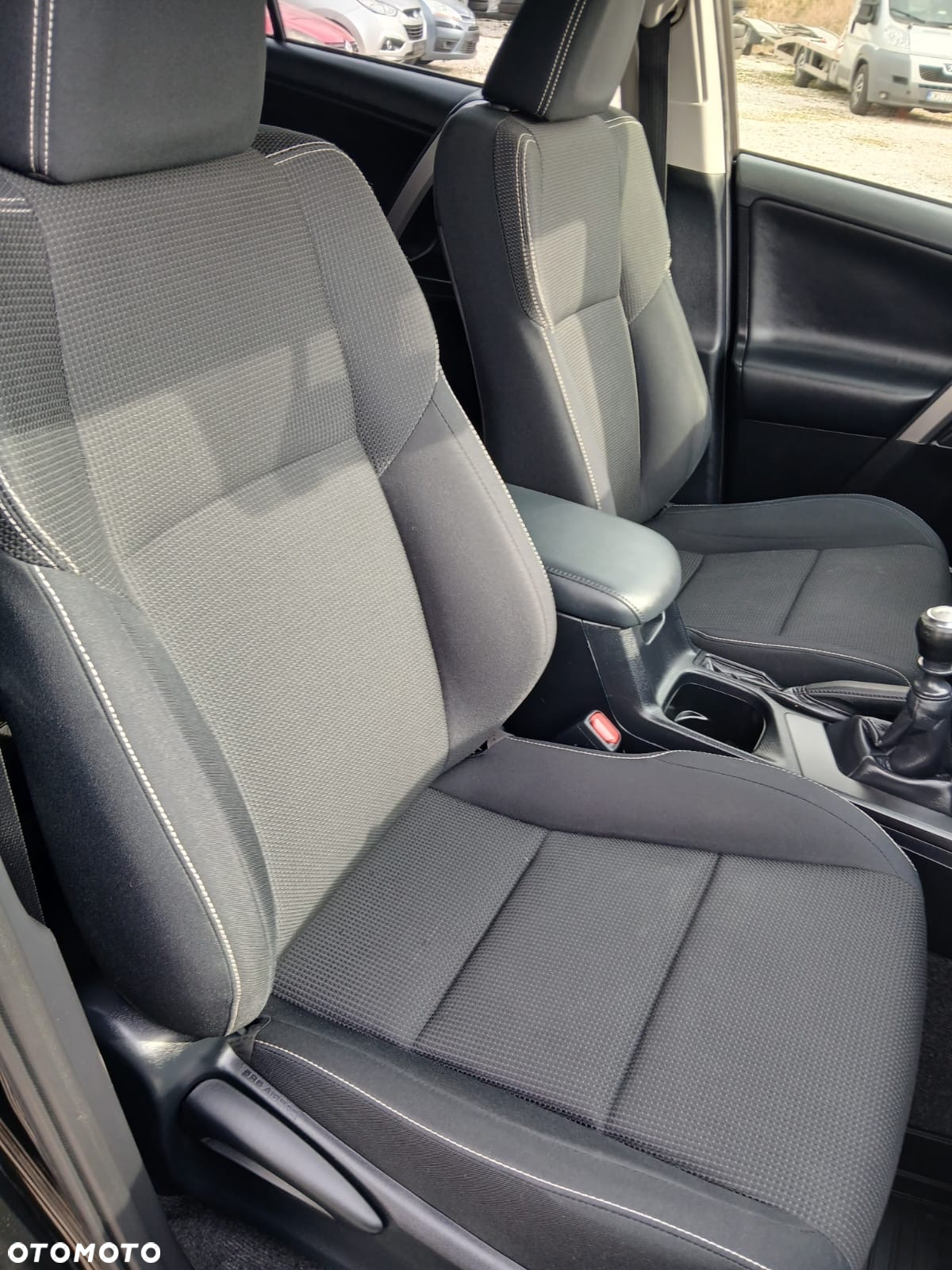 Toyota RAV4 2.0 D-4D Active 4x2 - 15