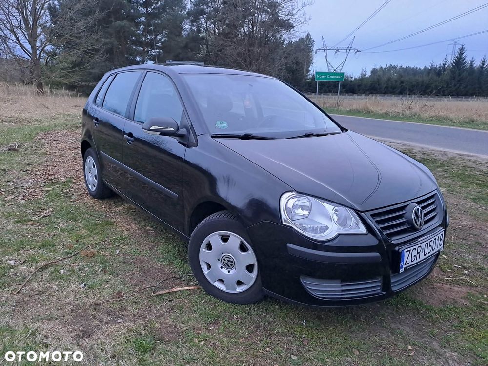 Volkswagen Polo - 2