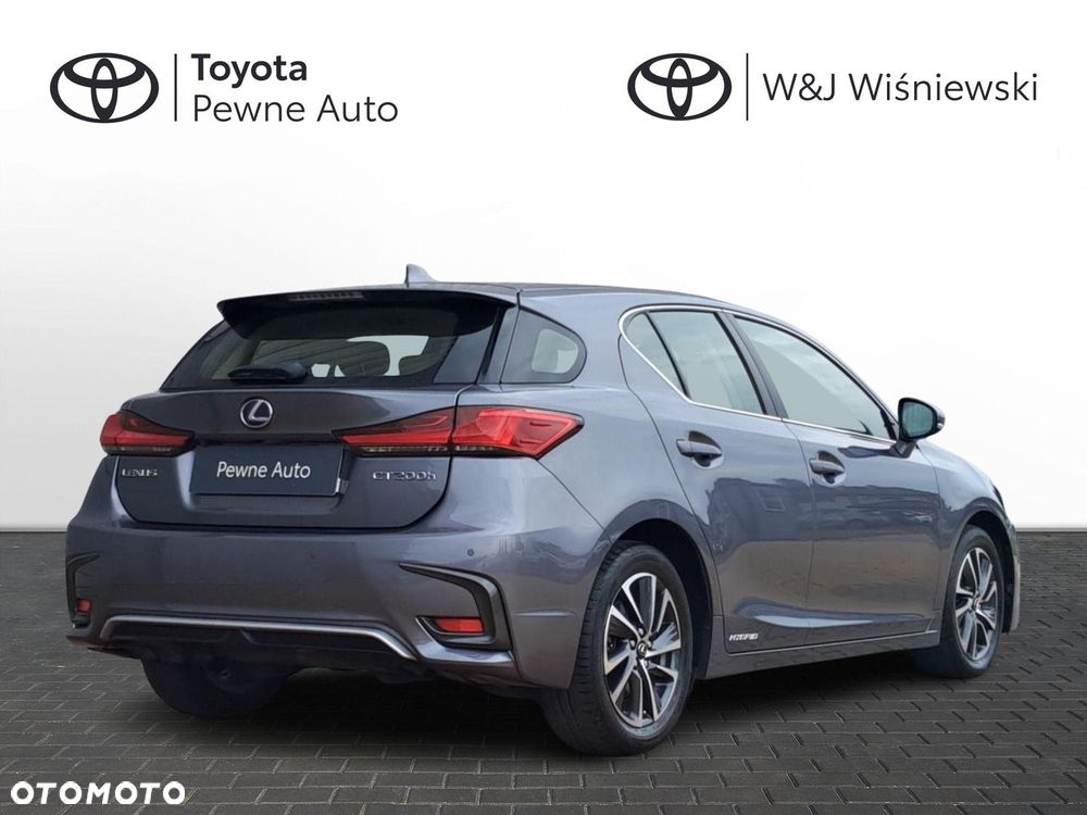 Lexus CT - 2