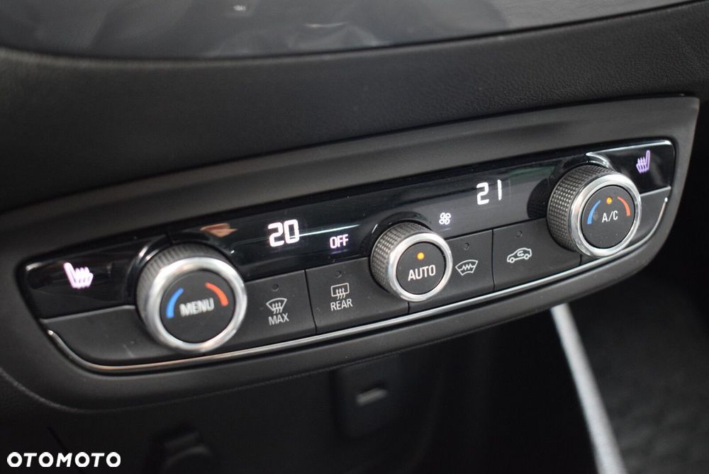 Opel Crossland - 23