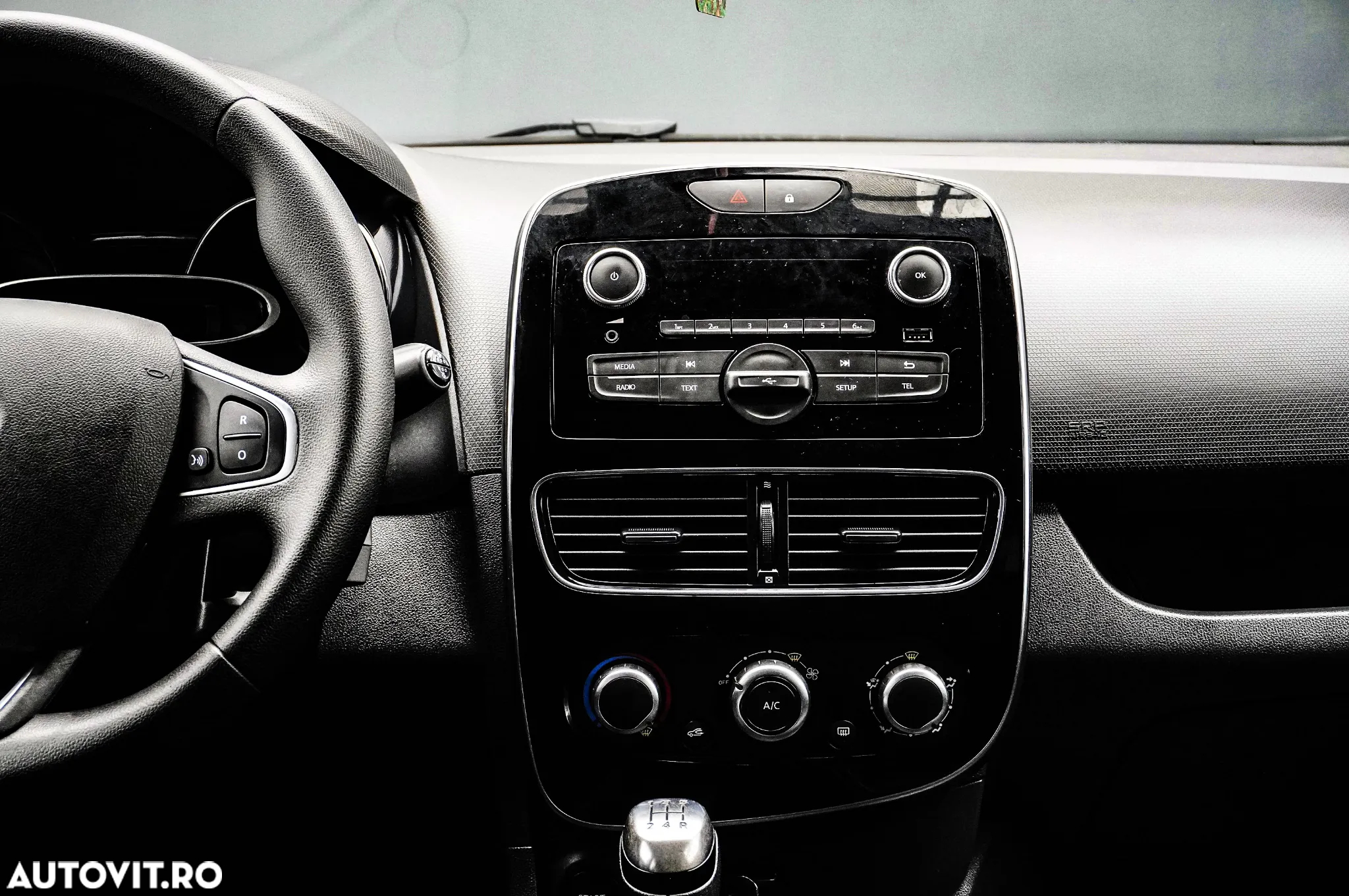 Renault Clio IV 0.9 Energy TCe Intens - 18