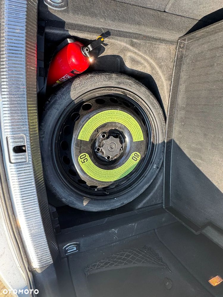 Audi A4 Avant 2.0 TDI DPF - 11